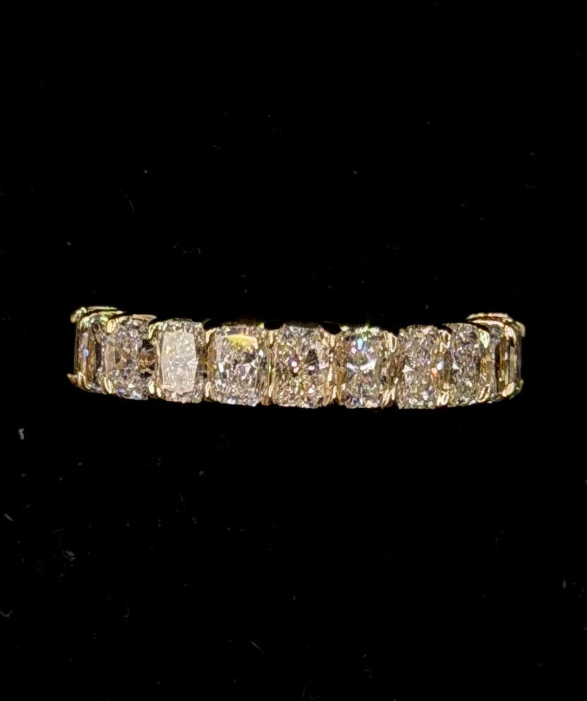 1.50ct Radiant Wedding Band – VVS