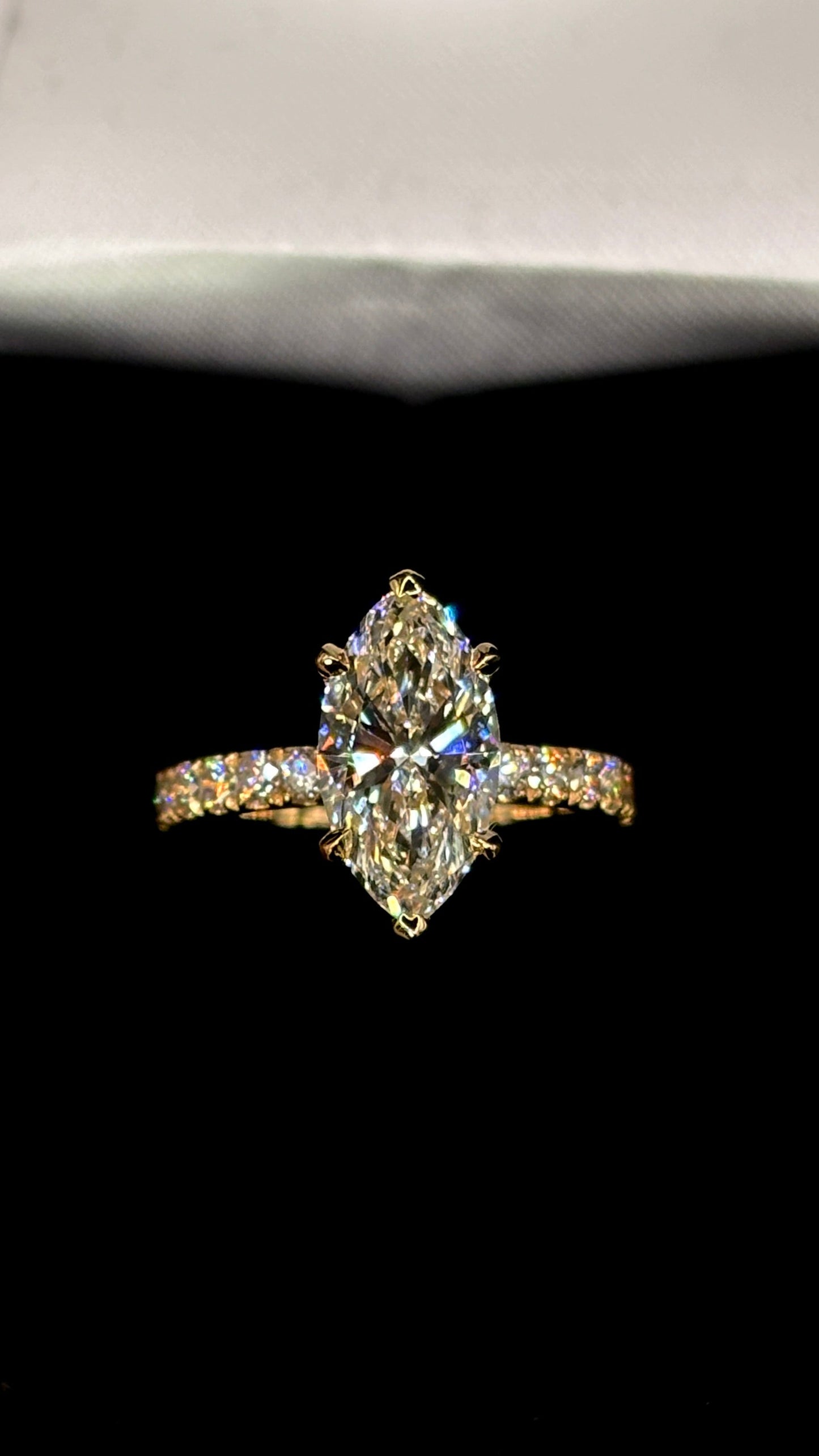 2.00ct Marquise Cut (E VVS2) Diamond Engagement Ring – IGI Certified · Shank Elegance