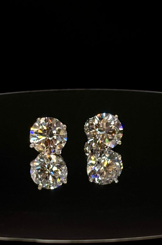 8.00ct TW Round Brilliant Diamond Stud Earrings (E VS1) – IGI Certified · Statement Brilliance