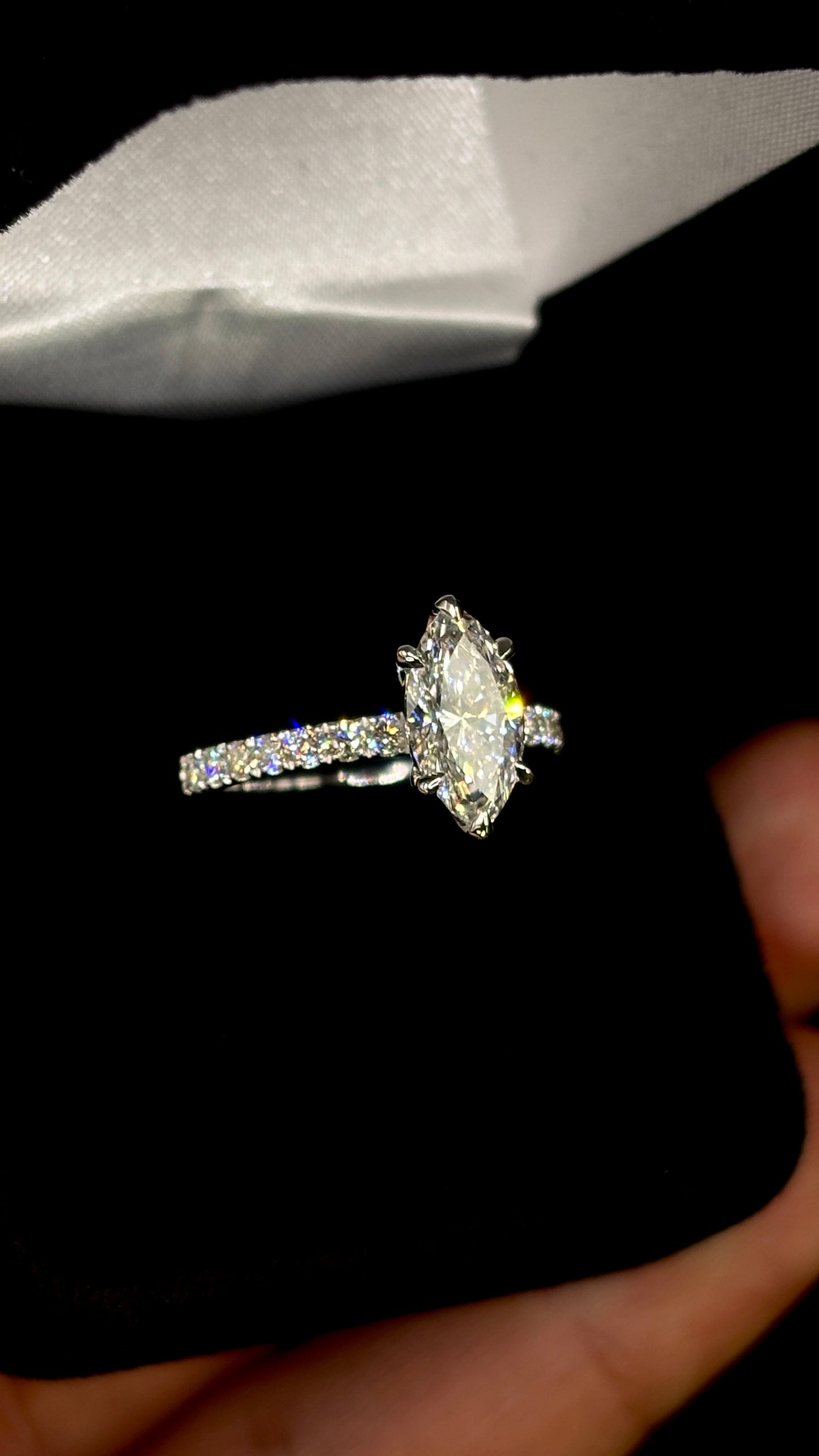 1.50ct Marquise Cut (E VS1) Diamond Engagement Ring – IGI Certified · Shank Elegance