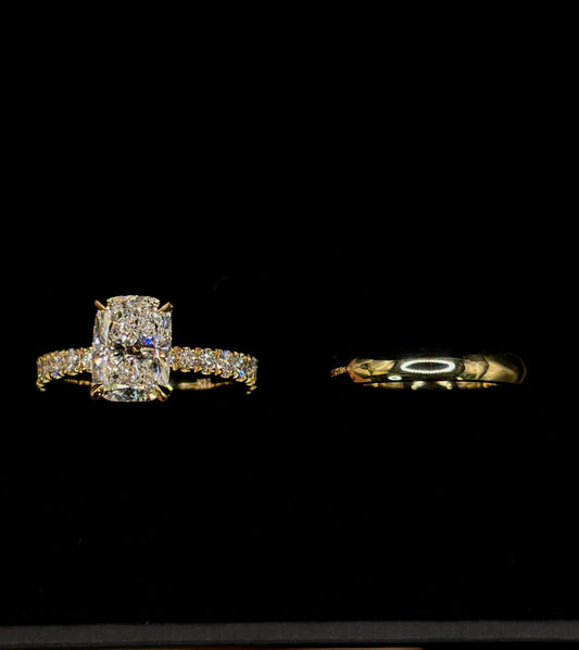 2.00ct Elongated Cushion Cut (E VS1) Diamond Engagement Ring – IGI Certified  Diamond Shank + Plain Wedding Band Set