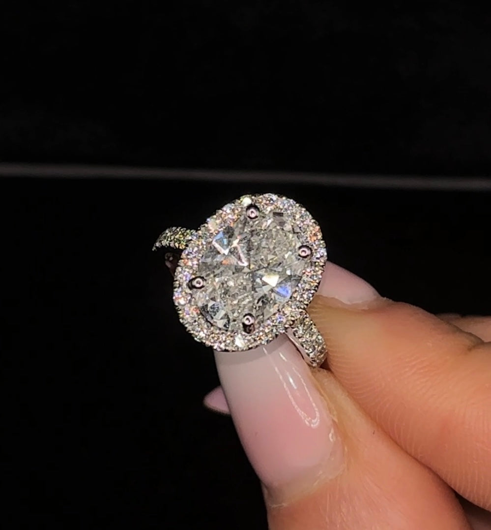 3.00ct Oval Cut (E VS1) Diamond Engagement Ring – IGI Certified · Timeless Radiance