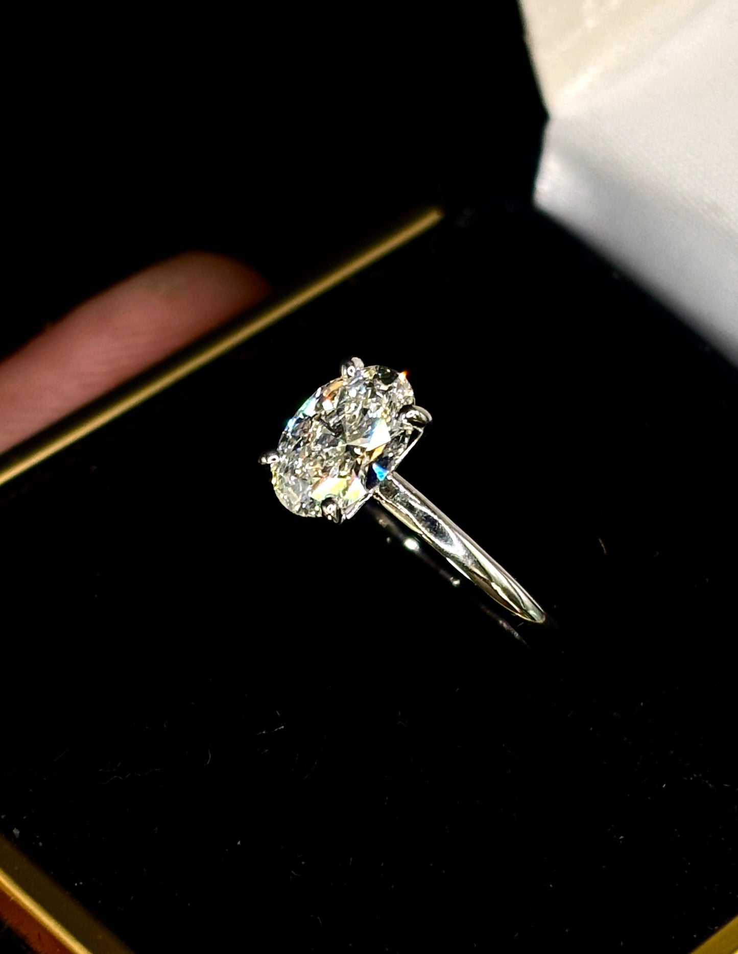 1.00ct Oval Cut (Natural Mined) Diamond Engagement Ring – GIA Certified · Timeless Solitaire Elegance